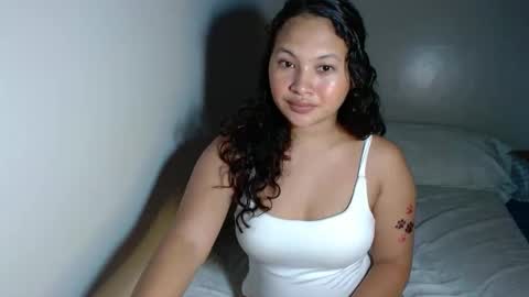 Snapshot of moonlight_xxx chatting on November 29, 2:42 pm moon online show from November 29, 2:42 pm