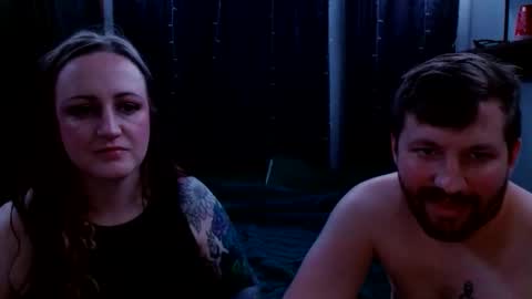 Snapshot of moonlightbeastcple chatting on December 27, 2:47 am moonlightbeastcple online show from December 27, 2:47 am