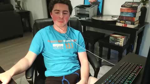 Snapshot of moonlighter7 chatting on February 1, 2:32 am moonlighter7 online show from February 1, 2:32 am