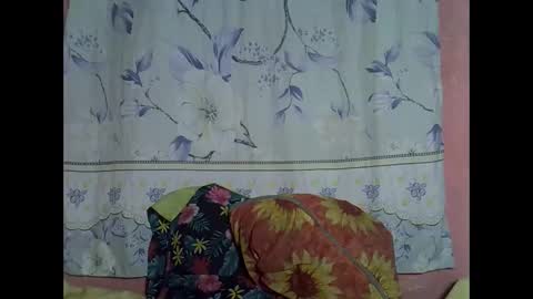 moonlovelyxx online show from January 12, 11:07 am