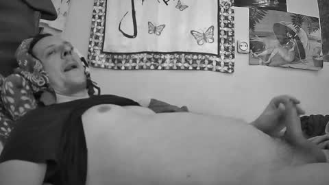 Snapshot of moonlucky007 chatting on March 6, 2:30 am Moonlucky007 online show from March 6, 2:30 am