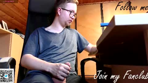 Flo online show from July 31, 5:12 pm