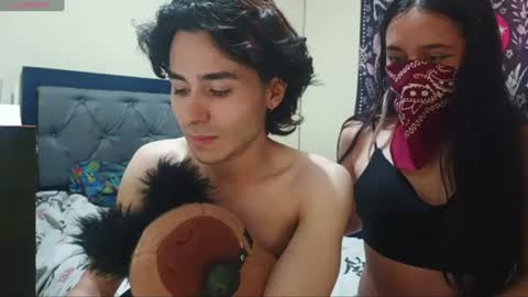 moonvelvetduo online show from July 31, 8:30 pm