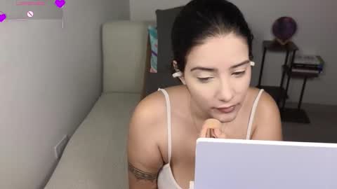 Moon Woman online show from February 7, 2:59 am