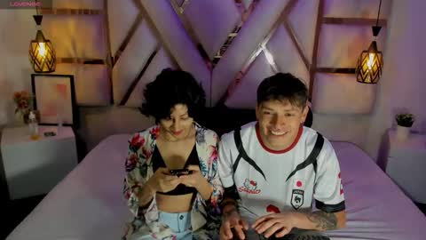 Moon Y Demian online show from December 15, 11:47 am