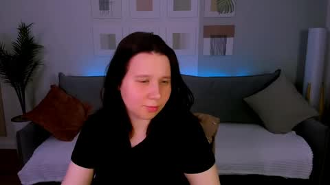 Charli online show from April 15, 4:14 pm