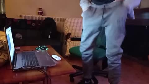 hotguy4all online show from December 4, 2:53 am