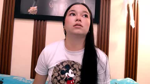 alexia online show from March 19, 7:18 pm