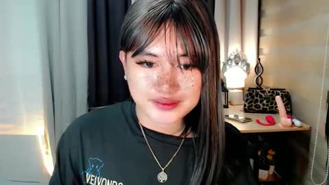 Snapshot of morenaaries12 chatting on September 20, 8:21 pm MIA online show from September 20, 8:21 pm