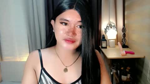 Snapshot of morenaaries12 chatting on September 23, 10:24 pm MIA online show from September 23, 10:24 pm