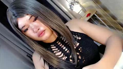 Snapshot of morenaaries12 chatting on November 13, 5:23 pm MIA online show from November 13, 5:23 pm