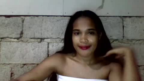 Snapshot of morenagirlpinay18 chatting on February 12, 8:53 am morenagirlpinay18 online show from February 12, 8:53 am