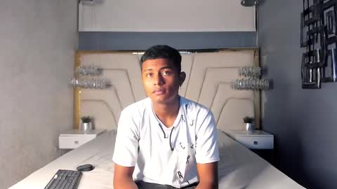 Mmorenito online show from October 15, 6:52 pm