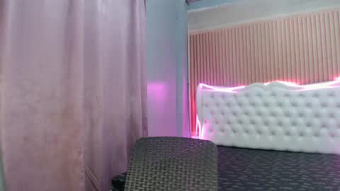Snapshot of morenodeckbanana chatting on July 2, 4:02 pm hardmorenoxx online show from July 2, 4:02 pm