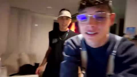   online show from October 14, 2:12 am