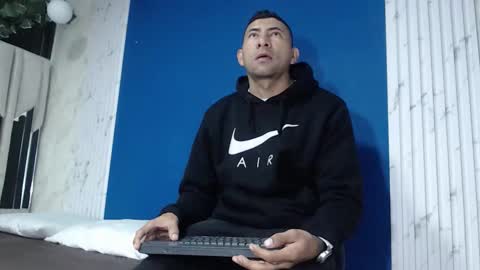 MORGAN AND MEGAN online show from January 13, 11:04 am