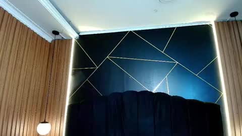 Snapshot of moriahstorm chatting on February 23, 12:13 pm Moriah online show from February 23, 12:13 pm