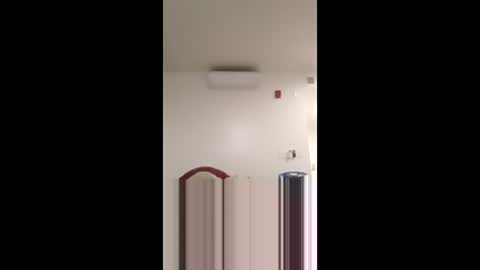 Snapshot of morrisonjeff103614044 chatting on December 18, 7:58 am morrisonjeff103614044 online show from December 18, 7:58 am