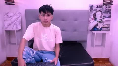 MORTELLE online show from November 11, 12:38 pm