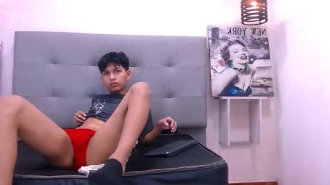 MORTELLE online show from November 13, 12:15 pm