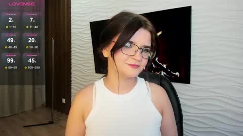 Snapshot of morygirl chatting on September 18, 1:13 pm mori online show from September 18, 1:13 pm