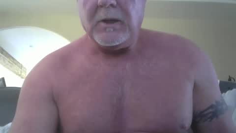 motorguy08 online show from March 7, 9:27 pm