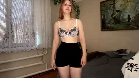 Snapshot of motreal chatting on June 18, 12:53 pm Montreal online show from June 18, 12:53 pm