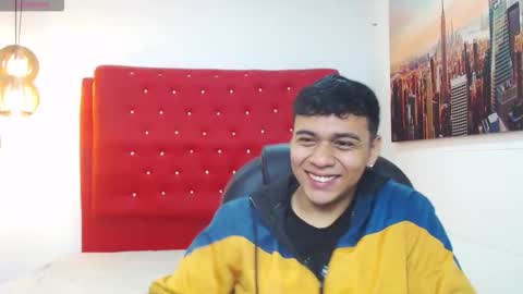 Mou Fly online show from November 14, 11:42 am