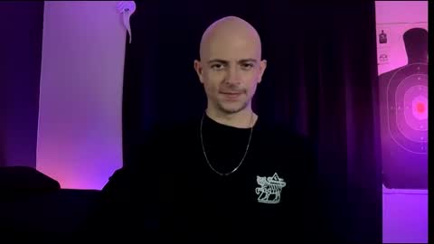 mount_vesuvius online show from December 3, 6:32 am