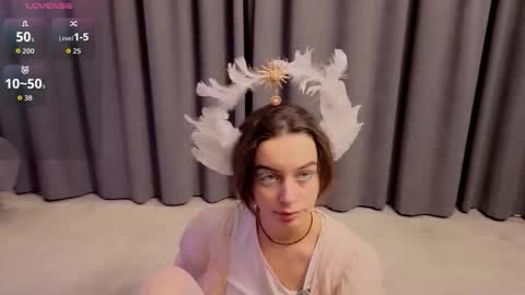 Luna online show from December 4, 10:51 pm