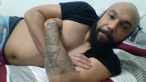 Snapshot of mr8plus chatting on January 10, 5:58 am Mr8 online show from January 10, 5:58 am