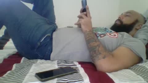 Snapshot of mr8plus chatting on January 27, 6:52 pm Mr8 online show from January 27, 6:52 pm