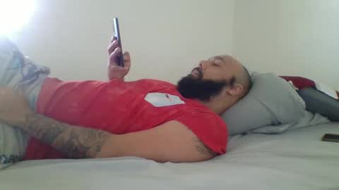 Snapshot of mr8plus chatting on February 2, 7:04 pm Mr8 online show from February 2, 7:04 pm