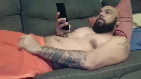 Snapshot of mr8plus chatting on February 20, 1:25 am Mr8 online show from February 20, 1:25 am