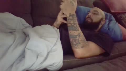 Snapshot of mr8plus chatting on February 23, 5:50 pm Mr8 online show from February 23, 5:50 pm