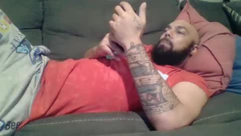 Snapshot of mr8plus chatting on March 8, 12:33 am Mr8 online show from March 8, 12:33 am