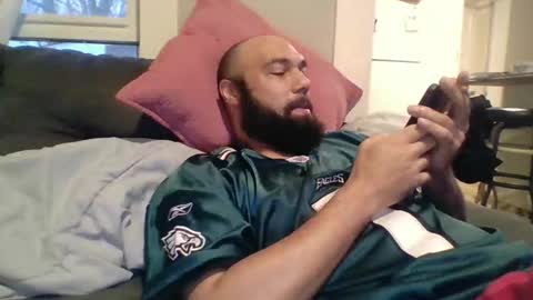 Snapshot of mr8plus chatting on November 25, 10:32 pm Mr8 online show from November 25, 10:32 pm