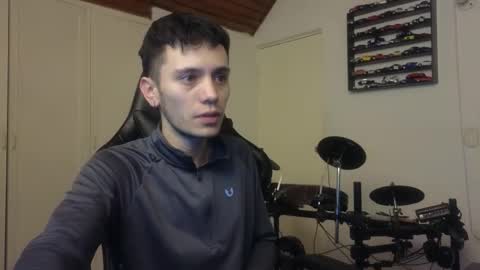 Andy online show from December 4, 4:33 am