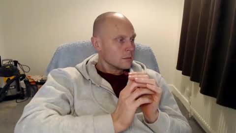 Mr Baldy Likes to Chat online show from October 26, 9:53 pm