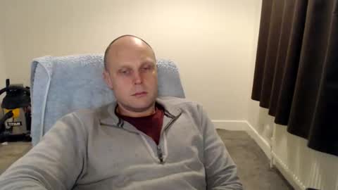 Mr Baldy Likes to Chat online show from November 1, 2:13 am