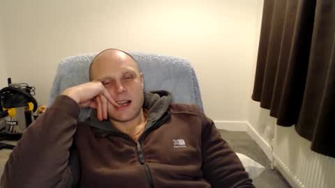 Mr Baldy Likes to Chat online show from November 29, 11:52 pm