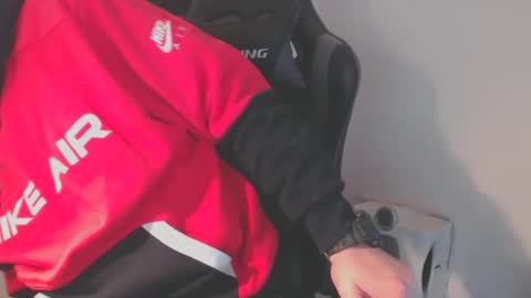 Snapshot of mr_boombastic2021 chatting on February 8, 10:39 am mr_boombastic2021 online show from February 8, 10:39 am