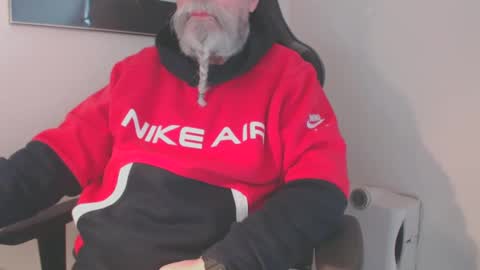 Snapshot of mr_boombastic2021 chatting on February 15, 10:44 am mr_boombastic2021 online show from February 15, 10:44 am