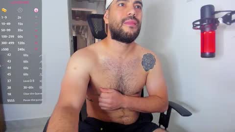 chris online show from October 29, 6:09 pm