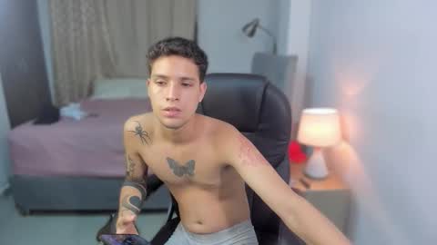 Snapshot of mr_dominant69 chatting on January 9, 7:11 am MISTER online show from January 9, 7:11 am