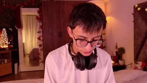 Mr Evans online show from December 2, 11:56 am