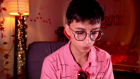 Mr Evans online show from February 5, 1:00 pm