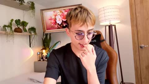 Mr Evans online show from January 6, 3:38 pm