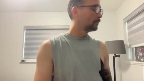 Snapshot of mr_halfling chatting on June 7, 1:32 am mr_halfling online show from June 7, 1:32 am