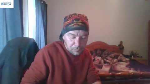 Snapshot of mr_i_ chatting on October 13, 8:47 am mr_i_ online show from October 13, 8:47 am